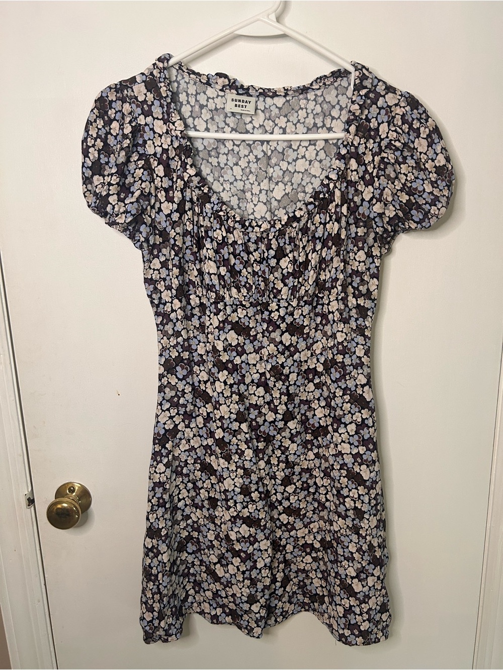 ARITZIA SUNDAY BEST PACEY DRESS FLORAL PRINT SIZE 4